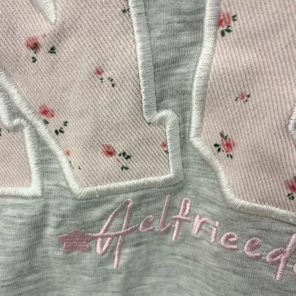 Aelfric Eden Flower Embroidery Number Tee Gray XS - Picture 4 of 5